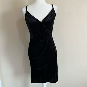 NWOT, Medium ZaBerry Wrap V Neck Velvet Mini Bodycon Dress. Black